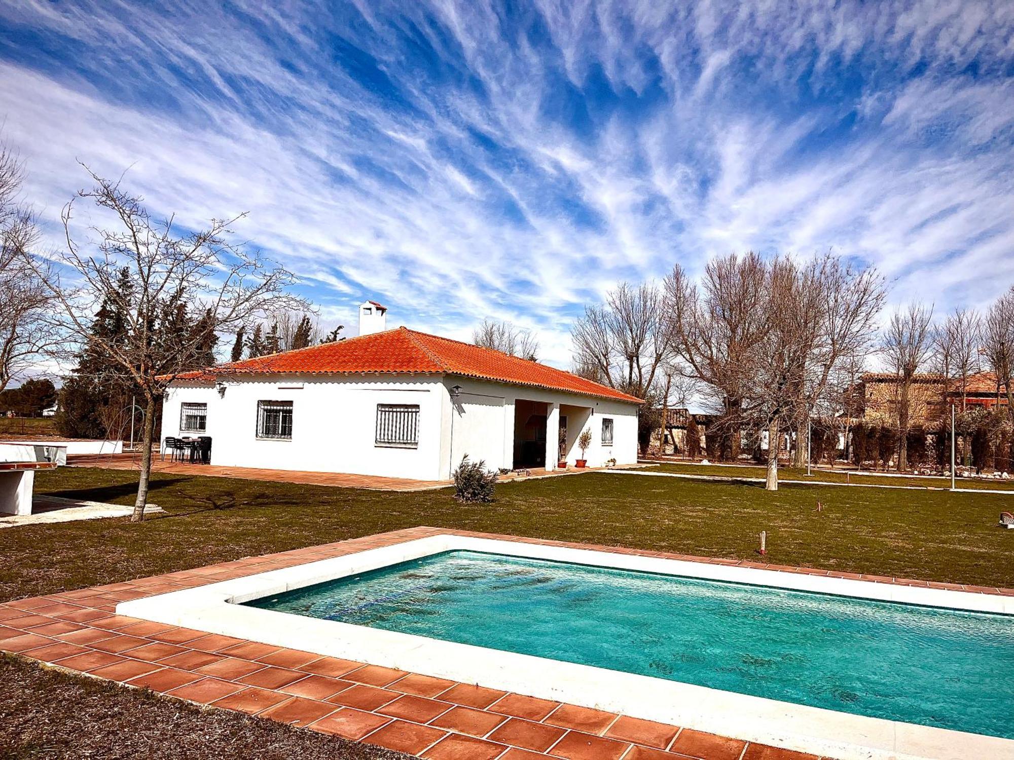 Villa Mercedes Аргамасилья-де-Калатрава Экстерьер фото